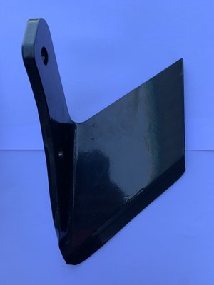 Déchaumeur - Aileron - Aileron kverneland/Kubota A135467286 découpé soudé carbure et rechargement gauche