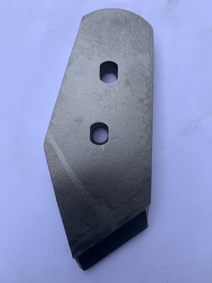 CHARRUE - Pointe de charrue - Pointe adaptable Kuhn/Huard carbure gauche