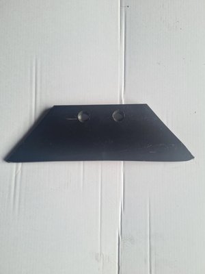 CHARRUE - Soc de rasette - Soc de rasette réversible adaptable Kuhn/Huard ou Kverneland 631112 avec rechargement droite