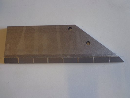 Déchaumeur - Aileron - Aileron adaptable Lemken Smarag avec carbure et rechargement droite
