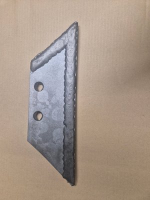 CHARRUE - Soc de rasette - Soc de rasette réversible adaptable Kuhn/Huard ou Kverneland 631112 avec rechargement droite